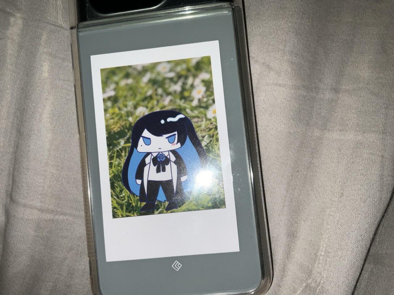 mystery photocard, now she lives in my phone forever hehehehhehehehhe